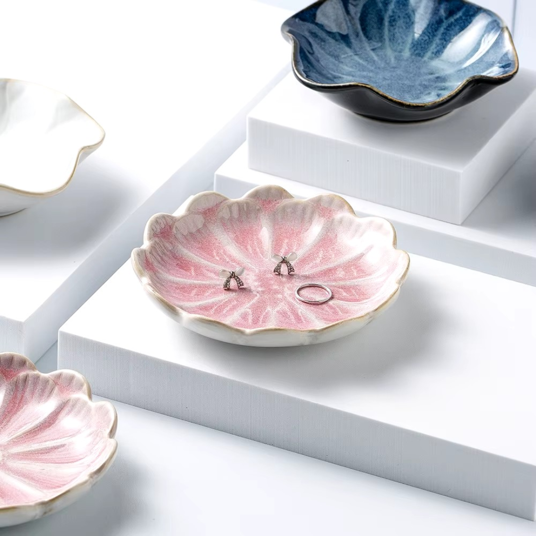 Keramik Lotus Aufbewahrungsschale