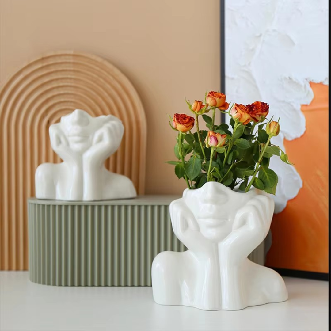 Keramik-Vase im Nordic Design – Künstlerische Blumenvase in Form eines Frauenkörpers für stilvolle Wohnraumdekoration