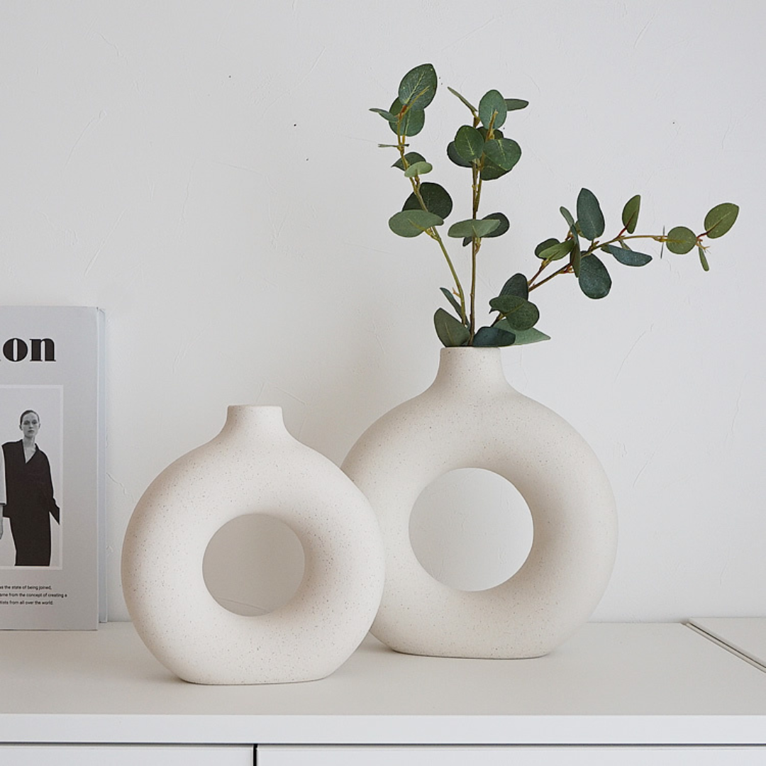LOMEA Runde Keramik-Vase im Nordic Design im 2er SET – Donut-Form für stilvolle Wohnzimmer- und Bürodeko