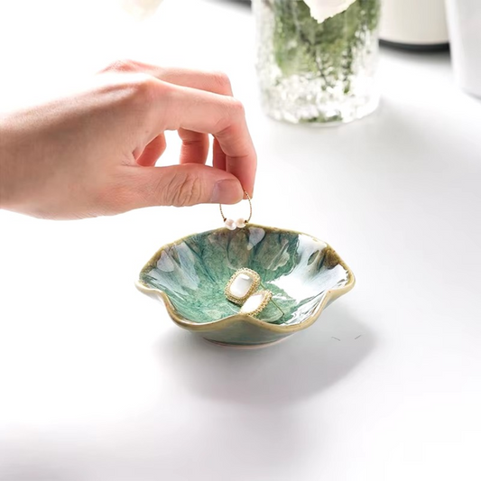 Keramik Lotus Aufbewahrungsschale